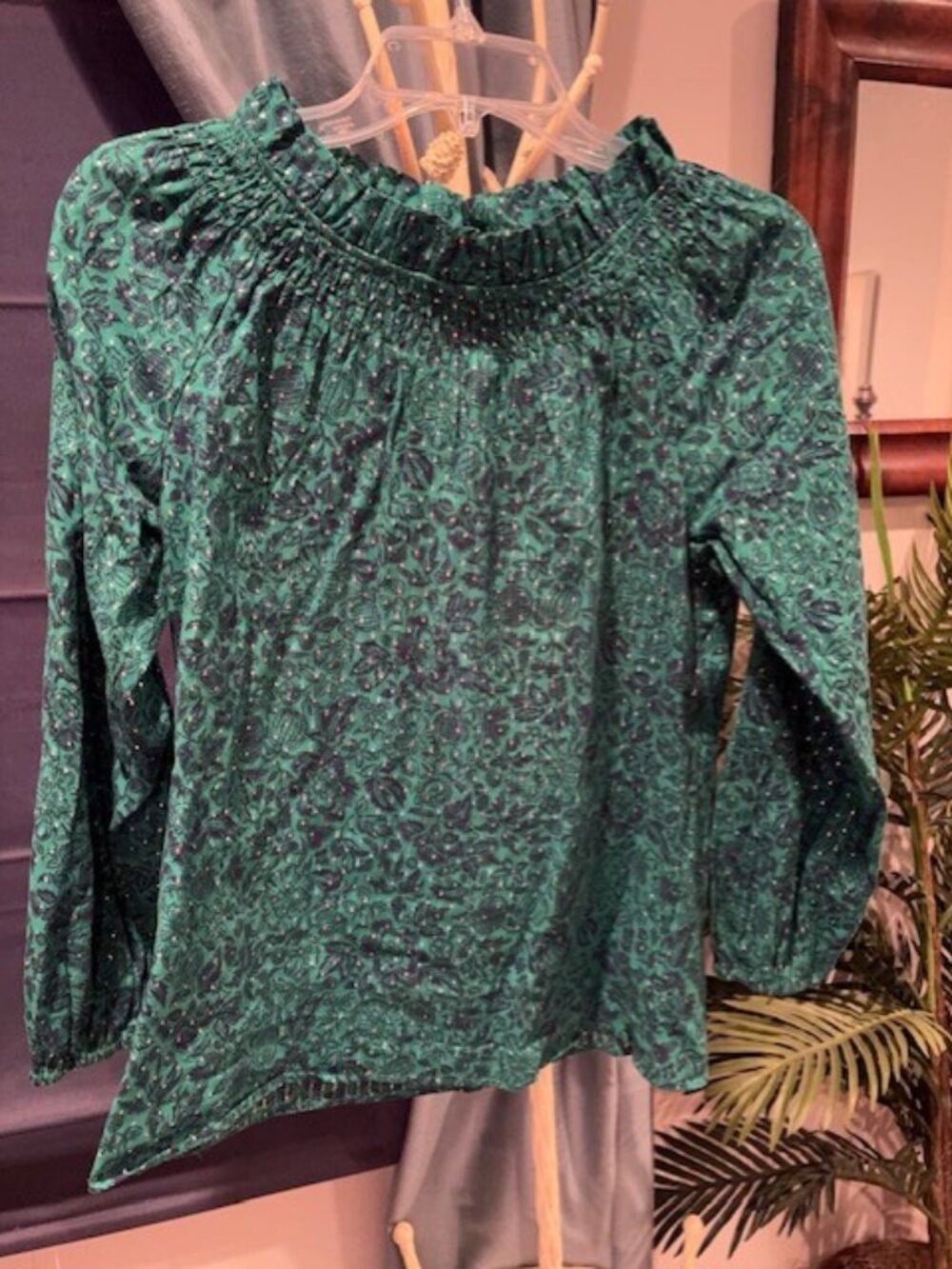 Talbots Gorgeous Green Blue Silver Blouse Never Worn Size XS Smocking